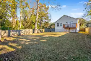 1522 Avalon Circle N, Charleston, SC 29407 - Photo 4