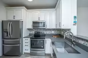 1600 Long Grove Dr, Mount Pleasant, SC 29464 - Photo 12