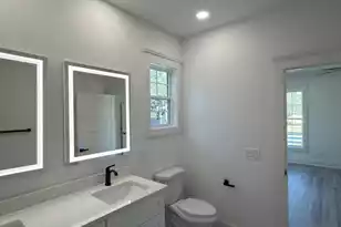 1915 Kerry St, North Charleston, SC 29406 - Photo 24