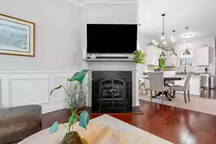 317 Hydrangea St, Summerville, SC 29483 - Photo 4