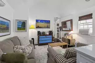 8 Felix St, Charleston, SC 29403 - Photo 24