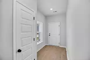 1021 Patagonia St, Summerville, SC 29485 - Photo 4