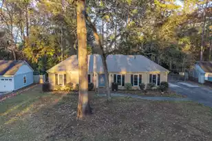 315 Shaftesbury Ln, Summerville, SC 29485 - Photo 44