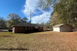 701 Wen-Le Dr, Sumter, SC 29150 - Photo 2