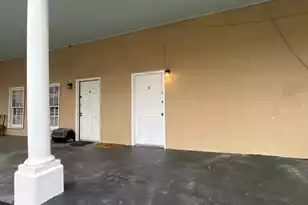 126 Alexander St, Charleston, SC 29403 - Photo 2