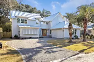 931 Kincade Dr, Mount Pleasant, SC 29464 - Photo 1