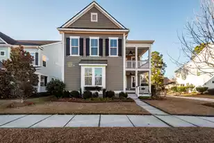 111 Hemlock St, Summerville, SC 29483 - Photo 2