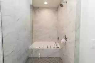 5 Gadsdenboro St, Charleston, SC 29401 - Photo 10