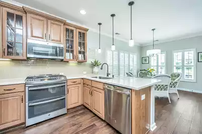 1548 Oldenburg Drive, Mount Pleasant, SC 29429 - Photo 6