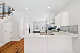 194 Fishburne St, Charleston, SC 29403 - Photo 12