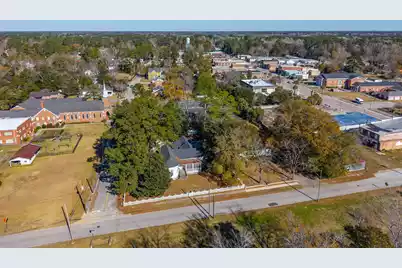 108 Railroad Avenue NW, Saint George, SC 29477 - Photo 16