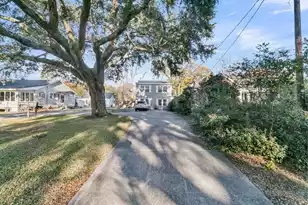 428 Riverland Dr, Charleston, SC 29412 - Photo 2