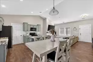 124 Lodestone Ct, Moncks Corner, SC 29461 - Photo 10