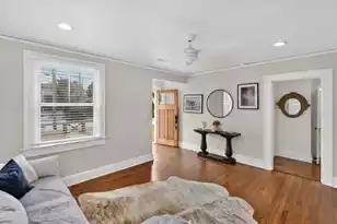 136 Maple St, Charleston, SC 29403 - Photo 6