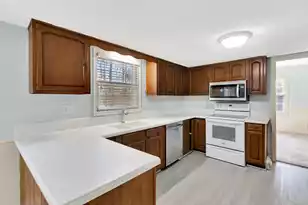 321 Shaftesbury Ln, Summerville, SC 29485 - Photo 12