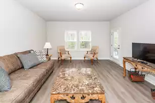 966 Dusk Dr, Summerville, SC 29486 - Photo 16