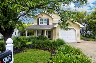 670 Poaug Ln, Mount Pleasant, SC 29464 - Photo 2