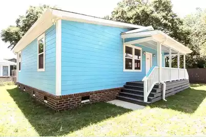 514 Bank Street, Mount Pleasant, SC 29464 - Photo 1