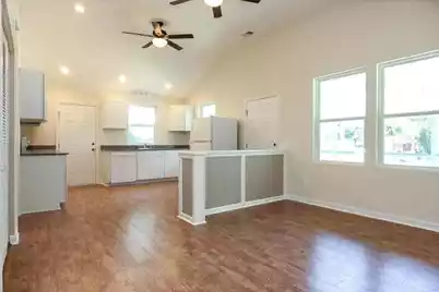 514 Bank Street, Mount Pleasant, SC 29464 - Photo 2