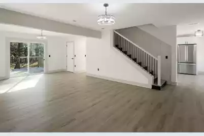 228 Dons Lane, Summerville, SC 29486 - Photo 6