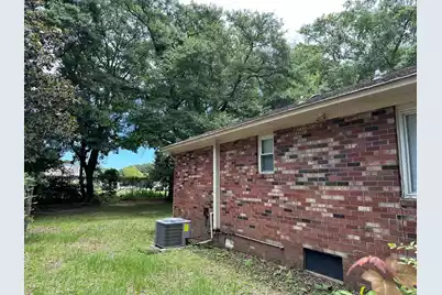 1056 Yorktown Drive, Charleston, SC 29412 - Photo 2