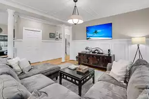 272 Mt Royall Dr, Mount Pleasant, SC 29464 - Photo 10