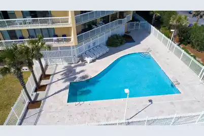 201 Arctic Avenue W #101, Folly Beach, SC 29439 - Photo 32