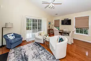 1520 Wellesley Cir, Mount Pleasant, SC 29466 - Photo 10