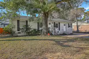 1385 Secessionville Rd, Charleston, SC 29412 - Photo 2
