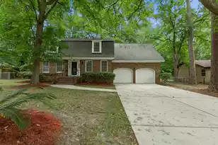 105 Spring St, Summerville, SC 29485 - Photo 2