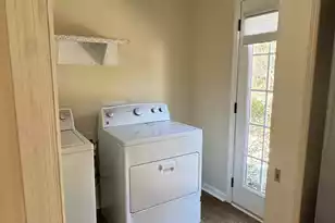 1024 Plantation Ct, Mount Pleasant, SC 29464 - Photo 18