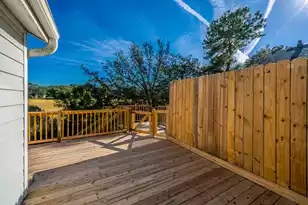 27 Brockman Dr, Charleston, SC 29412 - Photo 2