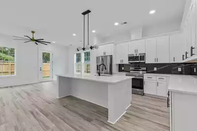 4840 Nesbitt Avenue, North Charleston, SC 29405 - Photo 2