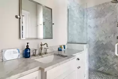 21 Broad Street, Charleston, SC 29401 - Photo 26