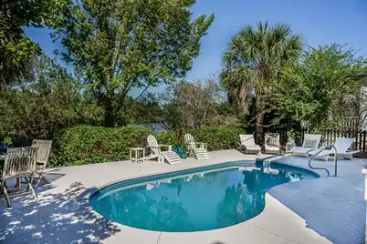 1607 Paradise Lake Drive, Mount Pleasant, SC 29464 - Photo 8