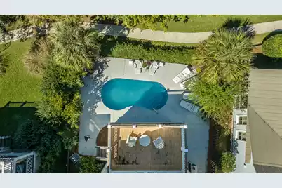 1607 Paradise Lake Drive, Mount Pleasant, SC 29464 - Photo 14