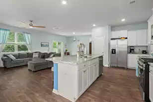 141 Lagoona Dr, Summerville, SC 29483 - Photo 8