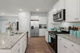 141 Lagoona Dr, Summerville, SC 29483 - Photo 6