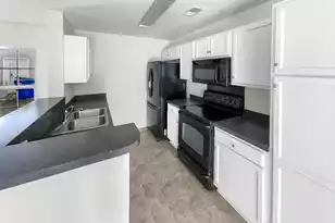 8737 Red Oak Dr, Charleston, SC 29406 - Photo 2