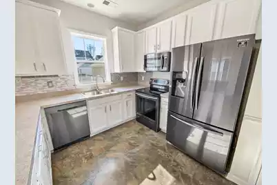 205 Trillium Avenue, Summerville, SC 29483 - Photo 8