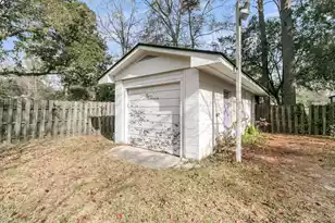 404 Forest Cir, Summerville, SC 29483 - Photo 30