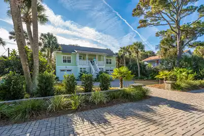 211 Hudson Avenue W, Folly Beach, SC 29439 - Photo 62