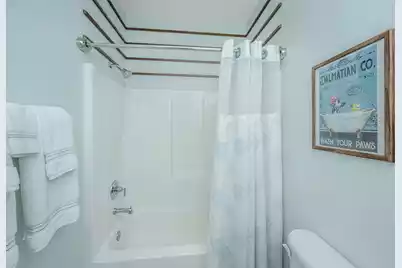 211 Hudson Avenue W, Folly Beach, SC 29439 - Photo 26