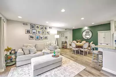 1054 Anna Knapp Boulevard #7H, Mount Pleasant, SC 29464 - Photo 14