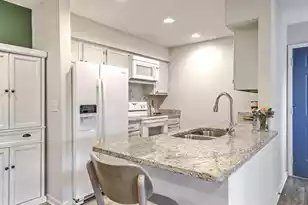 1054 Anna Knapp Blvd, Mount Pleasant, SC 29464 - Photo 18