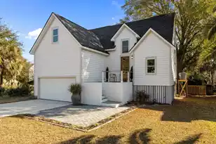 695 Gate Post Dr, Mount Pleasant, SC 29464 - Photo 4