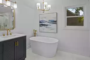 695 Gate Post Dr, Mount Pleasant, SC 29464 - Photo 30