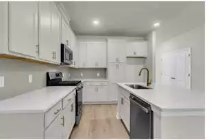 5043 Blackberry Ln Ln, Ravenel, SC 29470 - Photo 4