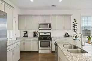 622 Pendleton Dr, Moncks Corner, SC 29461 - Photo 6