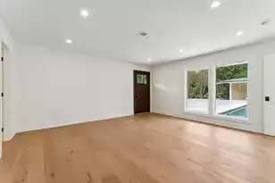 924 White Point Blvd, Charleston, SC 29412 - Photo 38